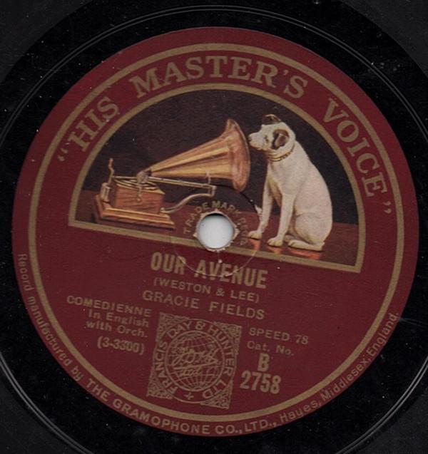 Gracie Fields - Our Avenue / Under The Moon