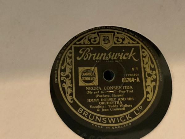 Jimmy Dorsey And His Orchestra - Negra Consentida / The Way That The Wind Blows 