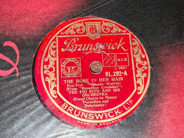 Ted Fiorito & His Orchestra - The Rose In Her Hair